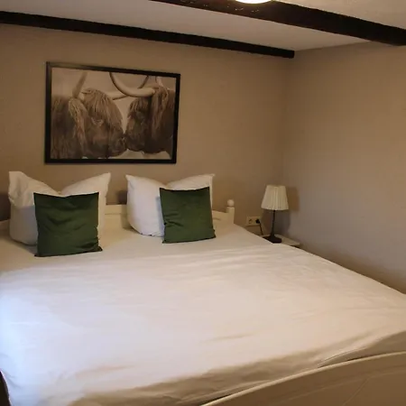 - Sauna, Balkon, Netflix, Parkplatz アパート Porschdorf