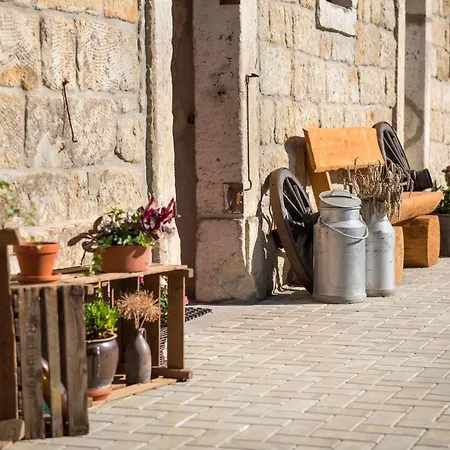- Sauna, Balkon, Netflix, Parkplatz