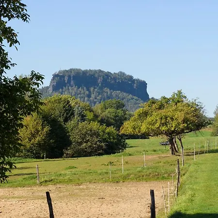 - Sauna, Balkon, Netflix, Parkplatz アパート